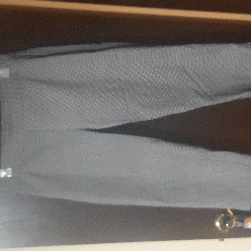 Capri pants